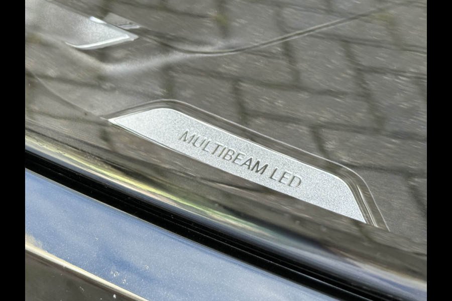 Mercedes-Benz Glb 180 Business Solution AMG | Panoramadak | Multibeam | Memorystoelen