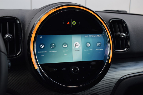 MINI Countryman 2.0 Cooper S ALL4 MINI Yours | Apple CarPlay | HUD | Stoelverw. | Leer MINI Countryman 2.0 Cooper S ALL4 MINI Yours | Apple CarPlay | HUD | Stoelverw. | Leer