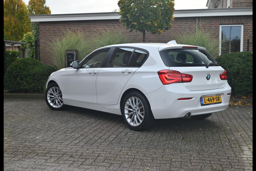 BMW 1-serie 118i Edition Shadow 136 PK Keyless Leder Stoelverwarming 17''
