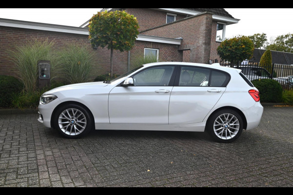 BMW 1-serie 118i Edition Shadow 136 PK Keyless Leder Stoelverwarming 17''