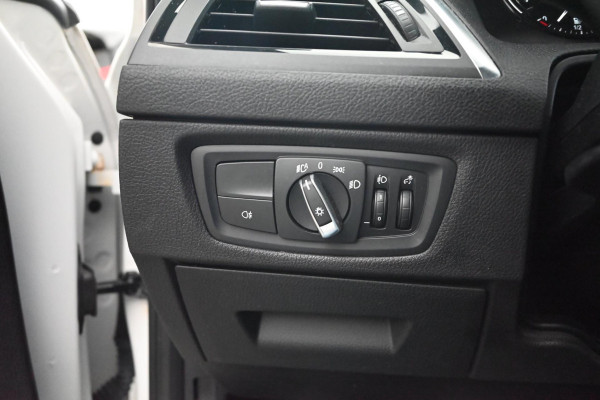 BMW 1-serie 118i Edition Shadow 136 PK Keyless Leder Stoelverwarming 17''