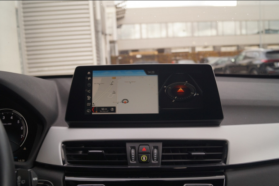 BMW X1 xDrive25e Executive -NAVI-ECC-HUD-CAM-PDC- BMW X1 xDrive25e Executive -NAVI-ECC-HUD-CAM-PDC-