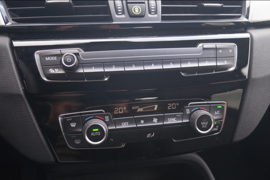 BMW X1 xDrive25e Executive -NAVI-ECC-HUD-CAM-PDC- BMW X1 xDrive25e Executive -NAVI-ECC-HUD-CAM-PDC-