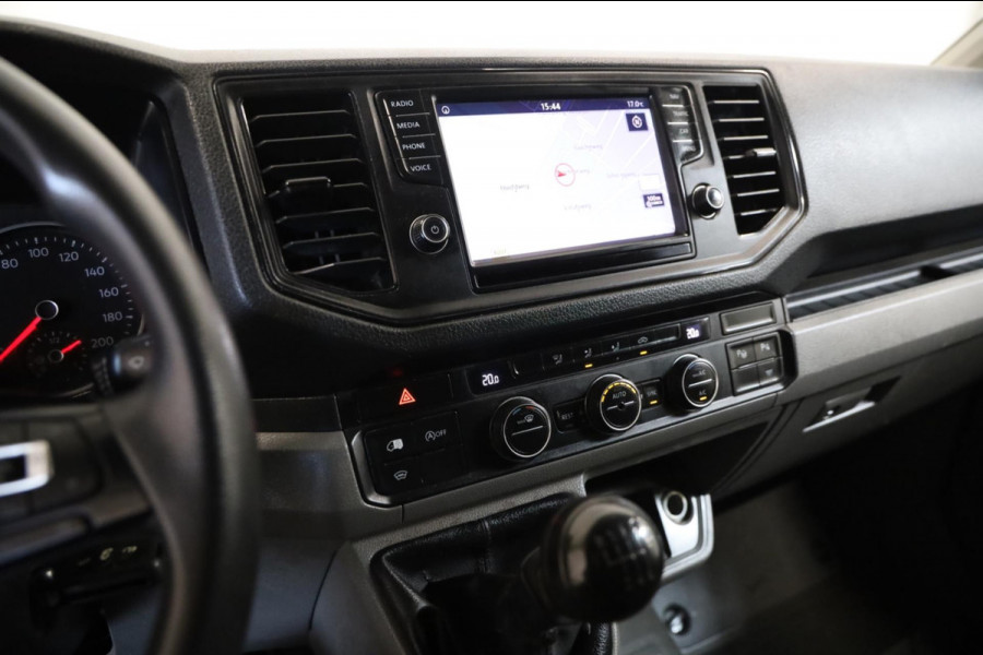 Volkswagen Crafter HIGHLINE L3/H3 140PK NAP AIRCO TREKHAAK NAVI CARPLAY CAMERA TOPBUS LEASE v/a €99.pm INRUILMOG