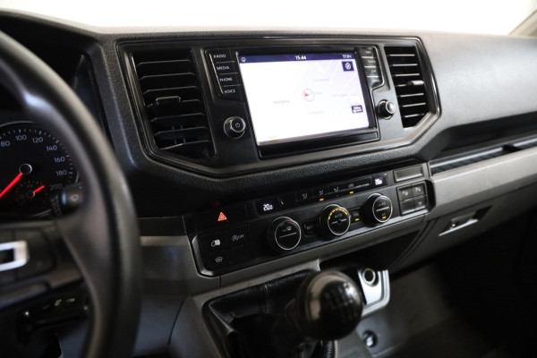 Volkswagen Crafter HIGHLINE L3/H3 140PK NAP AIRCO TREKHAAK NAVI CARPLAY CAMERA TOPBUS LEASE v/a €99.pm INRUILMOG