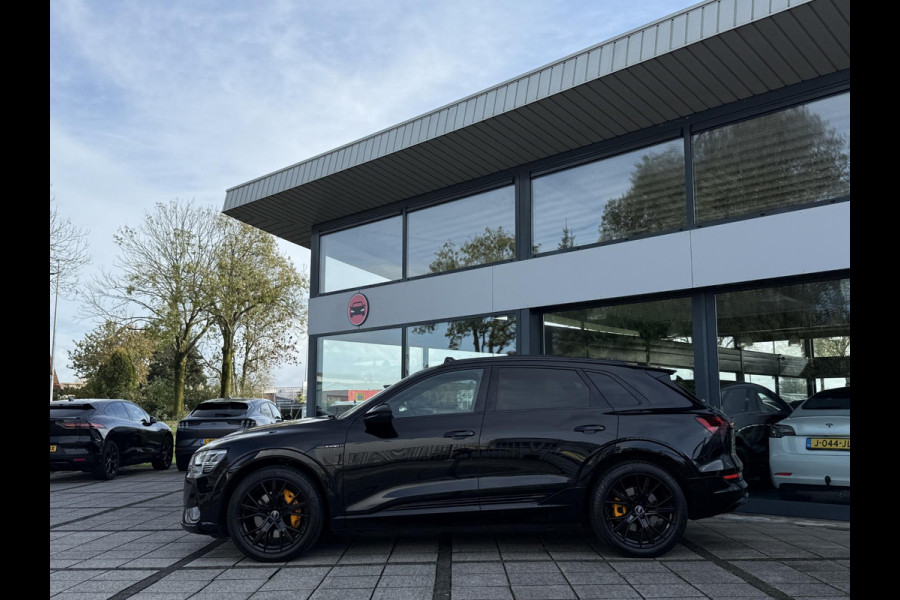 Audi e-tron 55 quattro S edition 95 kWh | Panorama | Trekhaak | 21 Inch |