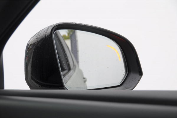 Volvo EX40 252PK Automaat Extended Range Ultra Panoramadak / 360 Camera / Apple carplay / Android auto / Elektrisch bedienbare voorstoelen / Pilot assist / Adaptive cruise control / Harman kardon audio / All season banden / Stoelverwarming voor / Warmtepomp Volvo EX40 252PK Automaat Extended Range Ultra Panoramadak / 360 Camera / Apple carplay / Android auto / Elektrisch bedienbare voorstoelen / Pilot assist / Adaptive cruise control / Harman kardon audio / All season banden / Stoelverwarming voor / Warmtepomp