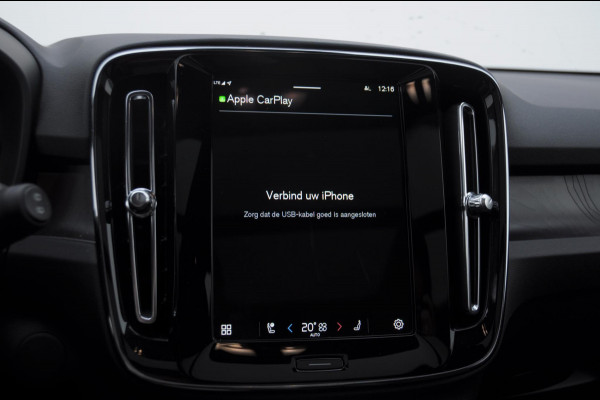 Volvo EX40 252PK Automaat Extended Range Ultra Panoramadak / 360 Camera / Apple carplay / Android auto / Elektrisch bedienbare voorstoelen / Pilot assist / Adaptive cruise control / Harman kardon audio / All season banden / Stoelverwarming voor / Warmtepomp Volvo EX40 252PK Automaat Extended Range Ultra Panoramadak / 360 Camera / Apple carplay / Android auto / Elektrisch bedienbare voorstoelen / Pilot assist / Adaptive cruise control / Harman kardon audio / All season banden / Stoelverwarming voor / Warmtepomp
