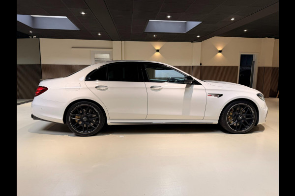 Mercedes-Benz E-Klasse AMG E63 S 4MATIC PANO|SCHAALSTOELEN|MEMORY|BURMESTER|STOELVERWARMING Mercedes-Benz E-Klasse AMG E63 S 4MATIC PANO|SCHAALSTOELEN|MEMORY|BURMESTER|STOELVERWARMING