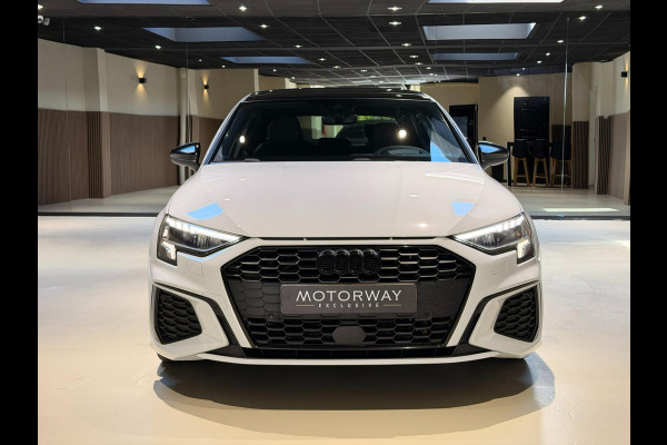 Audi A3 Limousine 35 TFSI 3x S-LINE |PANO|B&O|VIRTUAL|HUD|ACC|STOELVERWARMING Audi A3 Limousine 35 TFSI 3x S-LINE |PANO|B&O|VIRTUAL|HUD|ACC|STOELVERWARMING