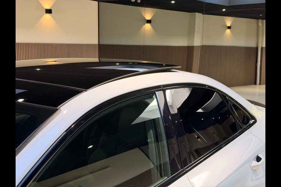 Audi A3 Limousine 35 TFSI 3x S-LINE |PANO|B&O|VIRTUAL|HUD|ACC|STOELVERWARMING Audi A3 Limousine 35 TFSI 3x S-LINE |PANO|B&O|VIRTUAL|HUD|ACC|STOELVERWARMING