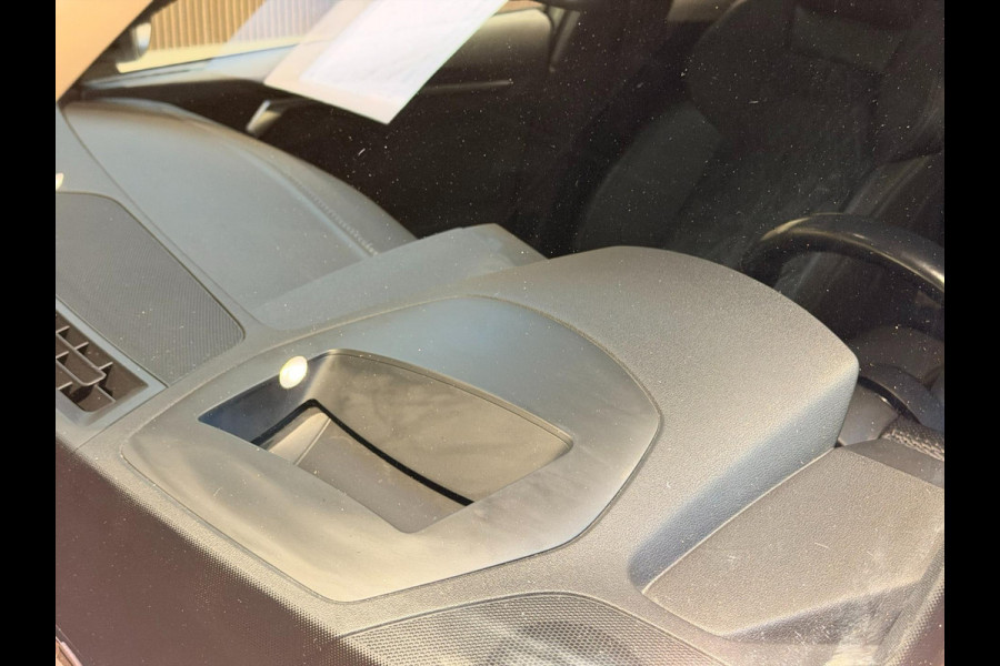 Audi A3 Limousine 35 TFSI 3x S-LINE |PANO|B&O|VIRTUAL|HUD|ACC|STOELVERWARMING Audi A3 Limousine 35 TFSI 3x S-LINE |PANO|B&O|VIRTUAL|HUD|ACC|STOELVERWARMING