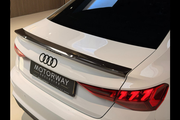 Audi A3 Limousine 35 TFSI 3x S-LINE |PANO|B&O|VIRTUAL|HUD|ACC|STOELVERWARMING Audi A3 Limousine 35 TFSI 3x S-LINE |PANO|B&O|VIRTUAL|HUD|ACC|STOELVERWARMING