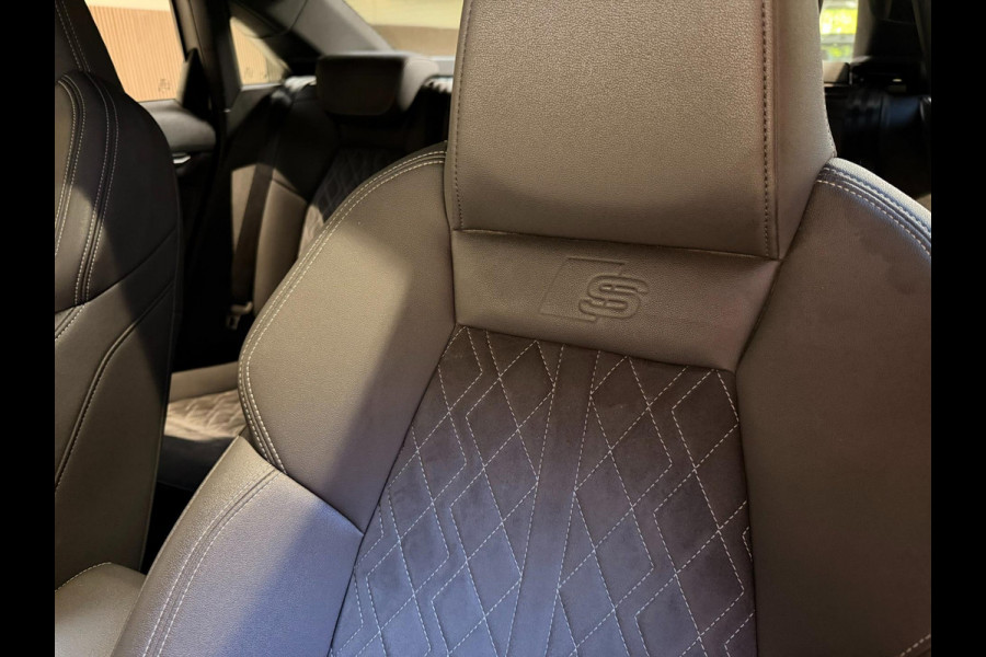 Audi A3 Limousine 35 TFSI 3x S-LINE |PANO|B&O|VIRTUAL|HUD|ACC|STOELVERWARMING Audi A3 Limousine 35 TFSI 3x S-LINE |PANO|B&O|VIRTUAL|HUD|ACC|STOELVERWARMING