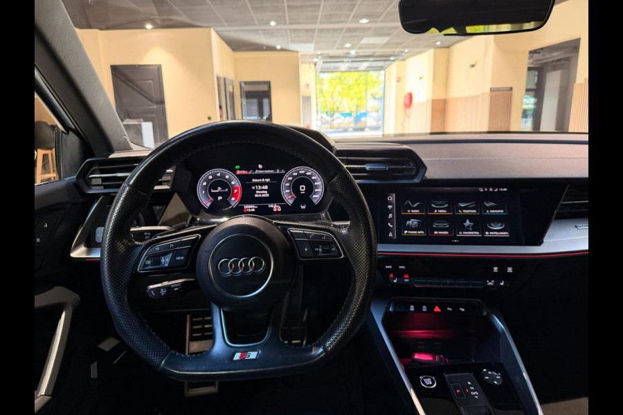 Audi A3 Limousine 35 TFSI 3x S-LINE |PANO|B&O|VIRTUAL|HUD|ACC|STOELVERWARMING Audi A3 Limousine 35 TFSI 3x S-LINE |PANO|B&O|VIRTUAL|HUD|ACC|STOELVERWARMING