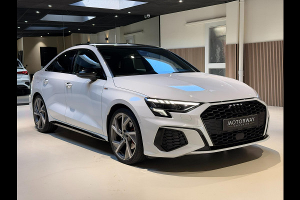 Audi A3 Limousine 35 TFSI 3x S-LINE |PANO|B&O|VIRTUAL|HUD|ACC|STOELVERWARMING Audi A3 Limousine 35 TFSI 3x S-LINE |PANO|B&O|VIRTUAL|HUD|ACC|STOELVERWARMING