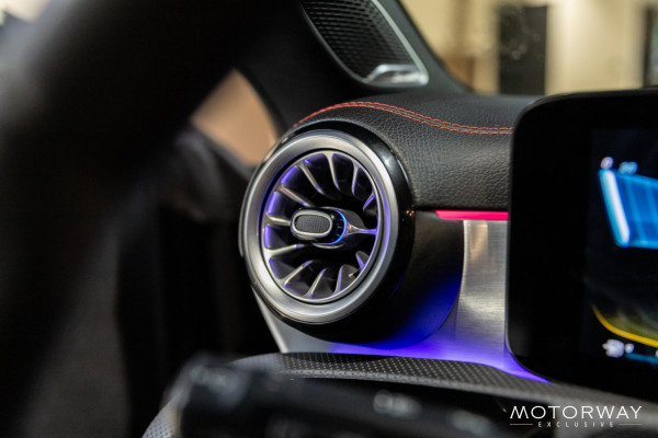 Mercedes-Benz CLA-Klasse Shooting Brake AMG 45 S 4MATIC+ Premium Plus |PANO|CAMERA|SFEER|BURMESTER|KUIPSTOELEN|MEMORY