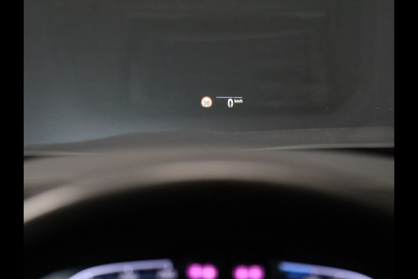 BMW 7 Serie 745e High Executive M Sport [SCHUIFKANTELDAK, HARMAN/KARDON, APPLE CARPLAY, ANDROID, ELEKTRISCH VERSTELBARE STOELEN V+A, STOELMASSAGE V+A, LUCHTVERING, 360 CAMERA, HEAD-UP, STUURVERWARMING, STOELVERKOELING, STOELVERWARM BMW 7 Serie 745e High Executive M Sport [SCHUIFKANTELDAK, HARMAN/KARDON, APPLE CARPLAY, ANDROID, ELEKTRISCH VERSTELBARE STOELEN V+A, STOELMASSAGE V+A, LUCHTVERING, 360 CAMERA, HEAD-UP, STUURVERWARMING, STOELVERKOELING, STOELVERWARM