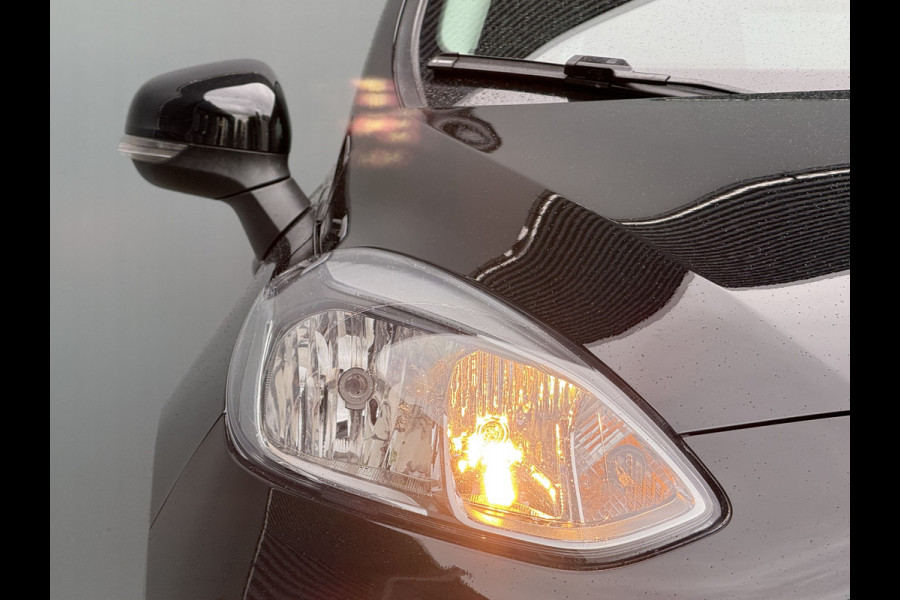 Ford Fiesta BWJ 2018 | 1.5 TDCi 86PK Trend | CRUISE | TREKHAAK | NAVI | AIRCO | Ford Fiesta BWJ 2018 | 1.5 TDCi 86PK Trend | CRUISE | TREKHAAK | NAVI | AIRCO |