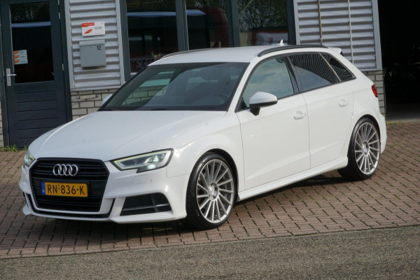 Audi A3 Sportback 1.5 TFSI CoD Sport S Line Edition Audi A3 Sportback 1.5 TFSI CoD Sport S Line Edition