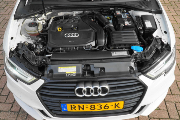 Audi A3 Sportback 1.5 TFSI CoD Sport S Line Edition Audi A3 Sportback 1.5 TFSI CoD Sport S Line Edition