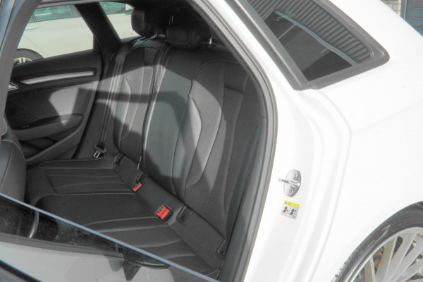 Audi A3 Sportback 1.5 TFSI CoD Sport S Line Edition Audi A3 Sportback 1.5 TFSI CoD Sport S Line Edition