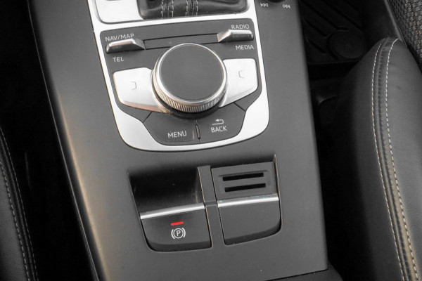 Audi A3 Sportback 1.5 TFSI CoD Sport S Line Edition Audi A3 Sportback 1.5 TFSI CoD Sport S Line Edition