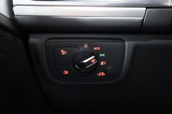 Audi A6 Limousine 1.8 TFSI S-line FACELIFT/LED/HALF LEDER+S.VERWARMING/19"LMV/CAM/CRUISE/ACC/12 MND GARANTIE! Audi A6 Limousine 1.8 TFSI S-line FACELIFT/LED/HALF LEDER+S.VERWARMING/19"LMV/CAM/CRUISE/ACC/12 MND GARANTIE!