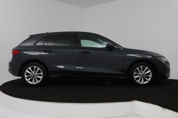 Audi A3 Sportback 30 TFSI Pro Line (DIGITALE COCKPIT, PARKEERSENSOREN, NAVIGATIE, LANE-ASSIST, NAVIGATIE) Audi A3 Sportback 30 TFSI Pro Line (DIGITALE COCKPIT, PARKEERSENSOREN, NAVIGATIE, LANE-ASSIST, NAVIGATIE)
