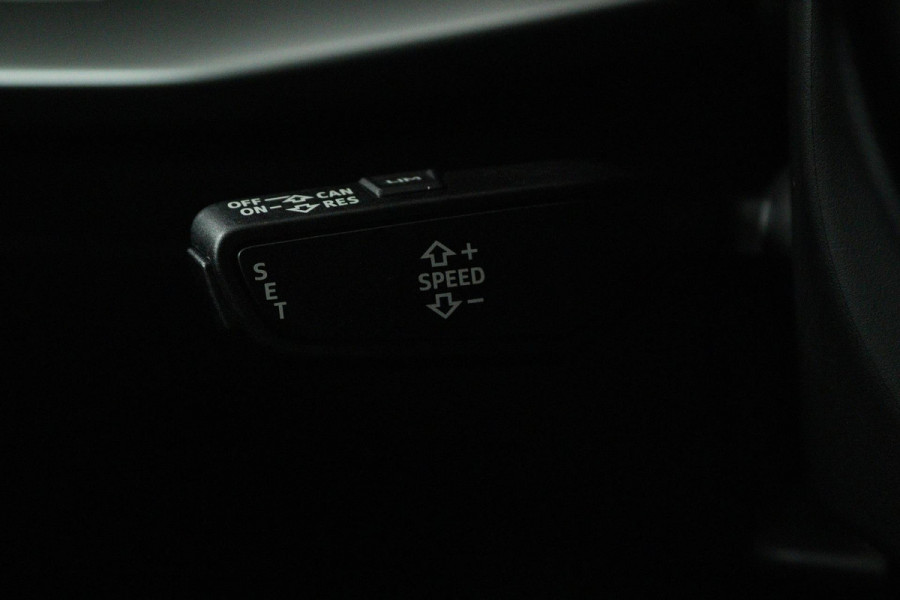 Audi A3 Sportback 30 TFSI Pro Line (DIGITALE COCKPIT, PARKEERSENSOREN, NAVIGATIE, LANE-ASSIST, NAVIGATIE) Audi A3 Sportback 30 TFSI Pro Line (DIGITALE COCKPIT, PARKEERSENSOREN, NAVIGATIE, LANE-ASSIST, NAVIGATIE)