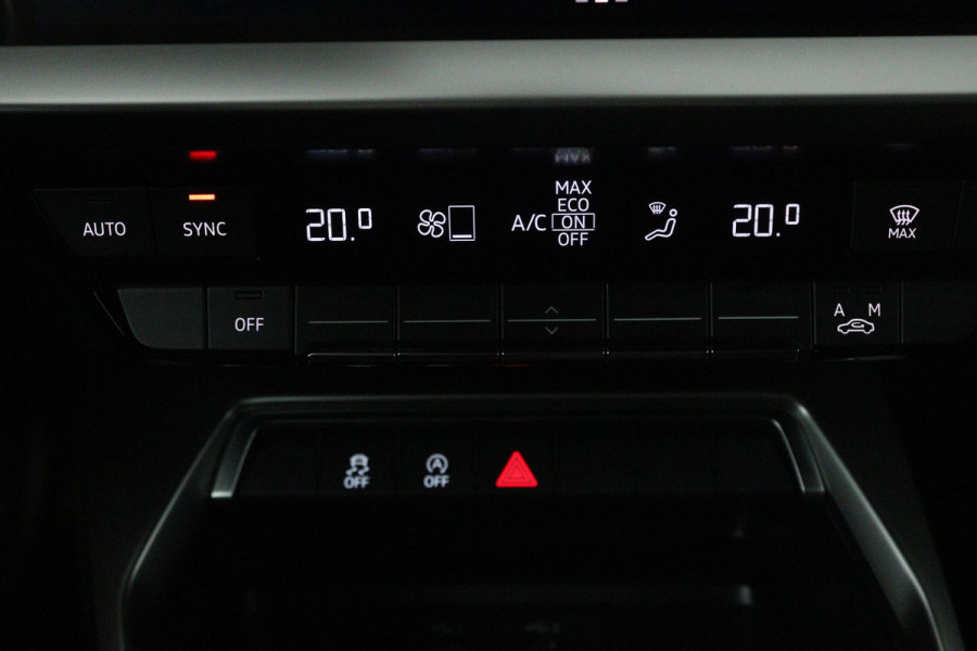 Audi A3 Sportback 30 TFSI Pro Line (DIGITALE COCKPIT, PARKEERSENSOREN, NAVIGATIE, LANE-ASSIST, NAVIGATIE) Audi A3 Sportback 30 TFSI Pro Line (DIGITALE COCKPIT, PARKEERSENSOREN, NAVIGATIE, LANE-ASSIST, NAVIGATIE)