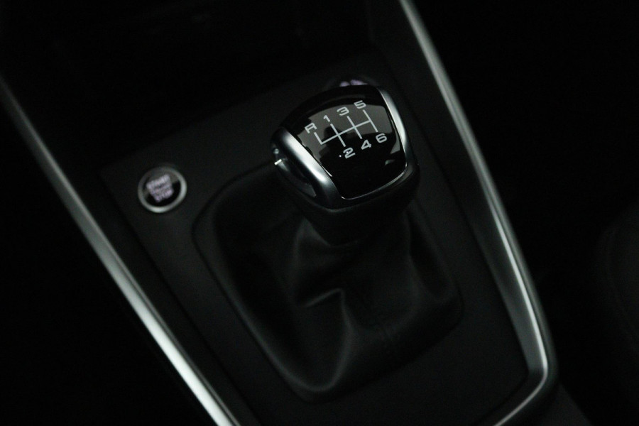 Audi A3 Sportback 30 TFSI Pro Line (DIGITALE COCKPIT, PARKEERSENSOREN, NAVIGATIE, LANE-ASSIST, NAVIGATIE) Audi A3 Sportback 30 TFSI Pro Line (DIGITALE COCKPIT, PARKEERSENSOREN, NAVIGATIE, LANE-ASSIST, NAVIGATIE)