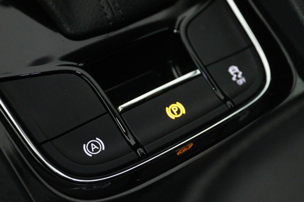 Škoda Karoq 1.5 TSI ACT Business Edition (TREKHAAK, STOELVERVARMING, ACHTERUITIJCAMERA, SFEERVERLICHTING, , NAVIGATIE, CAMERA)