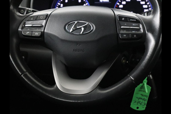 Hyundai Kona 1.0T Comfort | Camera | Carplay | Navigatie | Cruise control | Climate control | Parkeerhulp | DAB | 16'' lichtmetalen velgen
