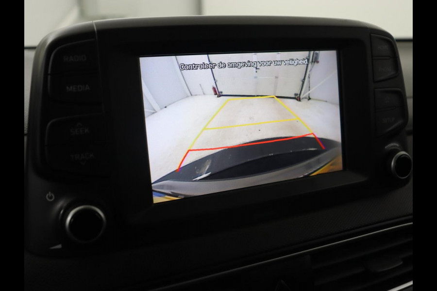 Hyundai Kona 1.0T Comfort | Camera | Carplay | Navigatie | Cruise control | Climate control | Parkeerhulp | DAB | 16'' lichtmetalen velgen
