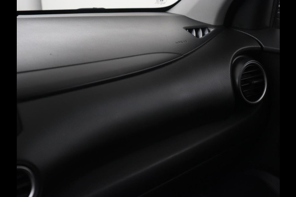 Hyundai Kona 1.0T Comfort | Camera | Carplay | Navigatie | Cruise control | Climate control | Parkeerhulp | DAB | 16'' lichtmetalen velgen