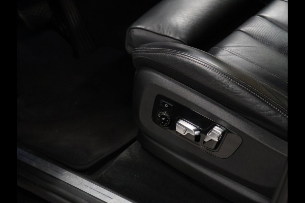 BMW X5 xDrive45e High Executive *WEEKAANBIEDINNG* [SCHUIFKANTELDAK, TREKHAAK INKLAPBAAR, MEMORY SEATS, HARMAN/KARDON, APPLE CARPLAY, ANDROID, 360 CAMERA, HEAD-UP, STUURVERWARMING, STOELVERWARMING, ADAPTIVE CRUISE, VOL LEDER