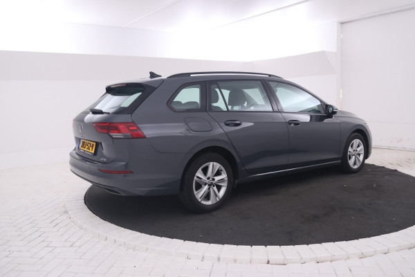 Volkswagen GOLF Variant 1.0 eTSI Life Business 110pk, Automaat, Apple carplay, Climate,
