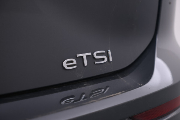 Volkswagen GOLF Variant 1.0 eTSI Life Business 110pk, Automaat, Apple carplay, Climate,