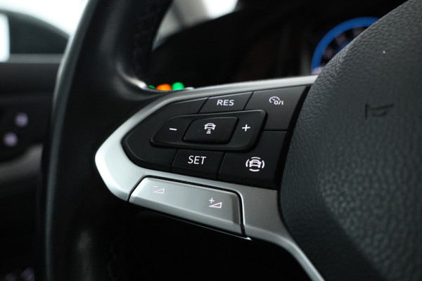 Volkswagen GOLF Variant 1.0 eTSI Life Business 110pk, Automaat, Apple carplay, Climate,