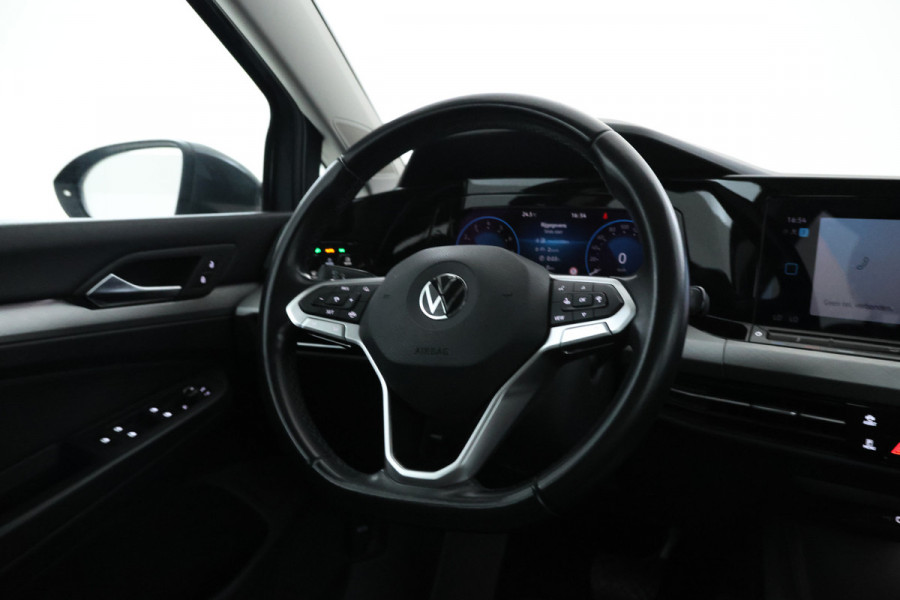 Volkswagen GOLF Variant 1.0 eTSI Life Business 110pk, Automaat, Apple carplay, Climate,