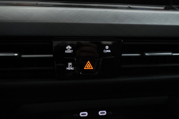 Volkswagen GOLF Variant 1.0 eTSI Life Business 110pk, Automaat, Apple carplay, Climate,