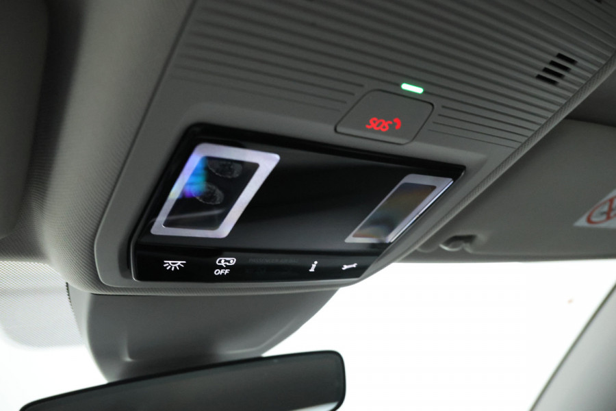 Volkswagen GOLF Variant 1.0 eTSI Life Business 110pk, Automaat, Apple carplay, Climate,