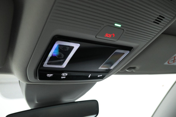 Volkswagen GOLF Variant 1.0 eTSI Life Business 110pk, Automaat, Apple carplay, Climate,