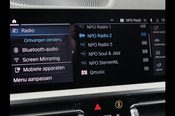 BMW 3-serie 330e Sport Line | Adaptive cruise | Stoelverwarming | Sportstoelen | Carplay | Sfeerverlichting | Live Cockpit | Navigatie | Half leder | DAB | Climate control | PHEV | Plug In