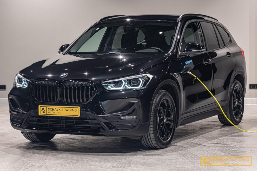 BMW X1 XDrive25e High Executive|LED|DealerOnd|Garantie BMW X1 XDrive25e High Executive|LED|DealerOnd|Garantie