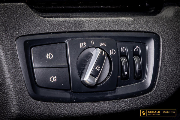 BMW X1 XDrive25e High Executive|LED|DealerOnd|Garantie BMW X1 XDrive25e High Executive|LED|DealerOnd|Garantie