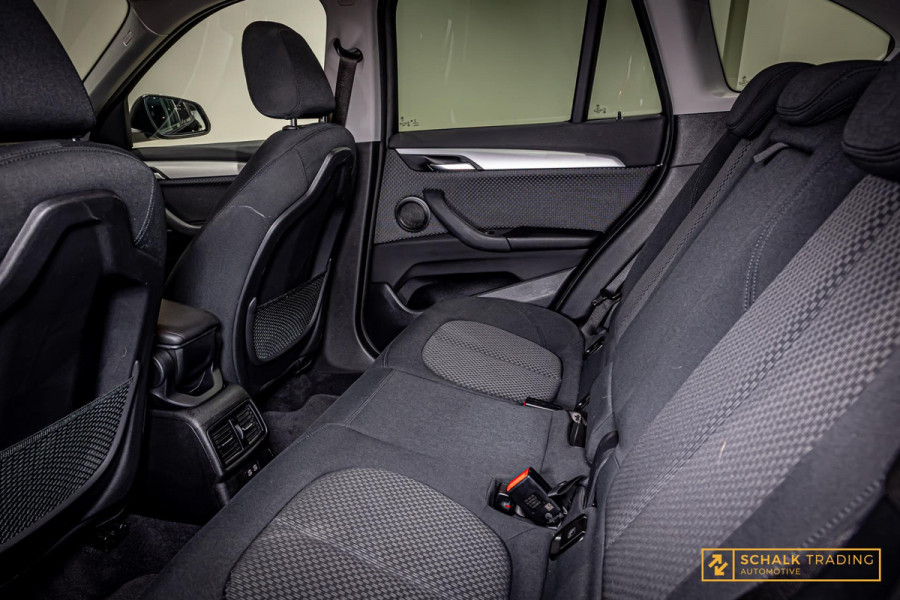 BMW X1 XDrive25e High Executive|LED|DealerOnd|Garantie BMW X1 XDrive25e High Executive|LED|DealerOnd|Garantie