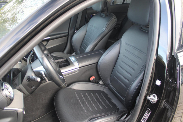 Mercedes-Benz C-Klasse 200 AMG Night | Pano | 360 | Memory | 19'' | Sfeerverlichting