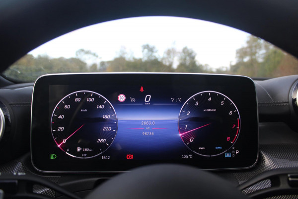 Mercedes-Benz C-Klasse 200 AMG Night | Pano | 360 | Memory | 19'' | Sfeerverlichting